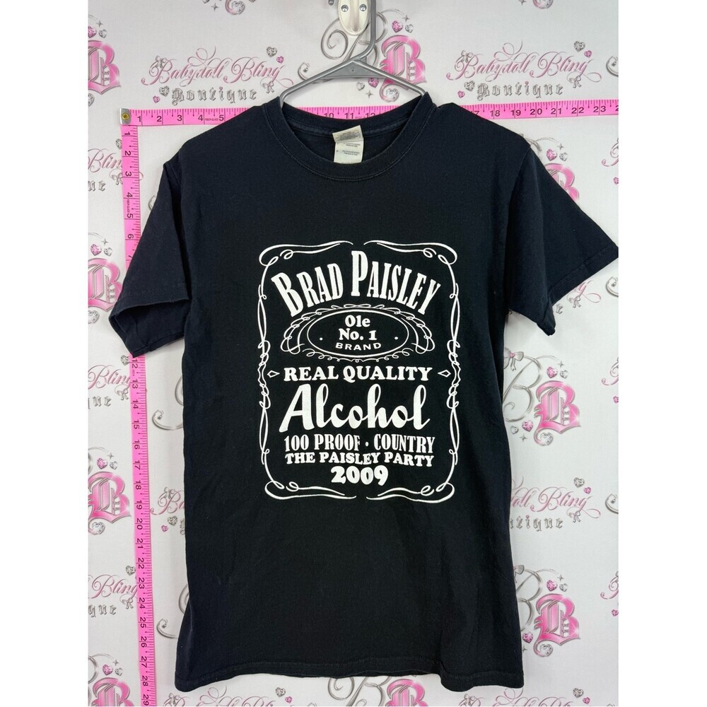 Gildan 2009 T-shirt band tee Black Brad Paisley Alcohol Graphic Tee